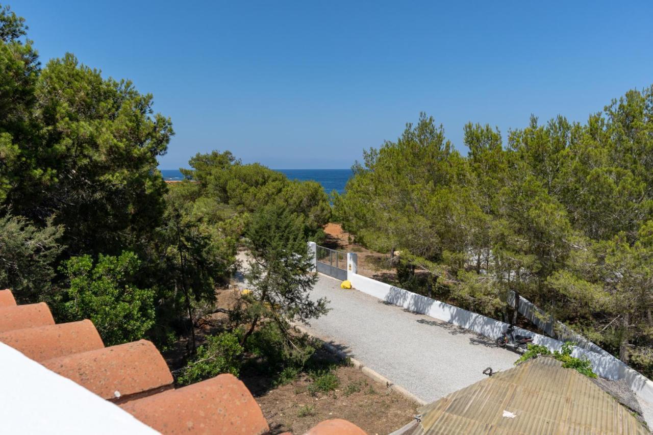 Hostal Restaurante Pou Des Lleo Sant Carles de Peralta Cameră foto