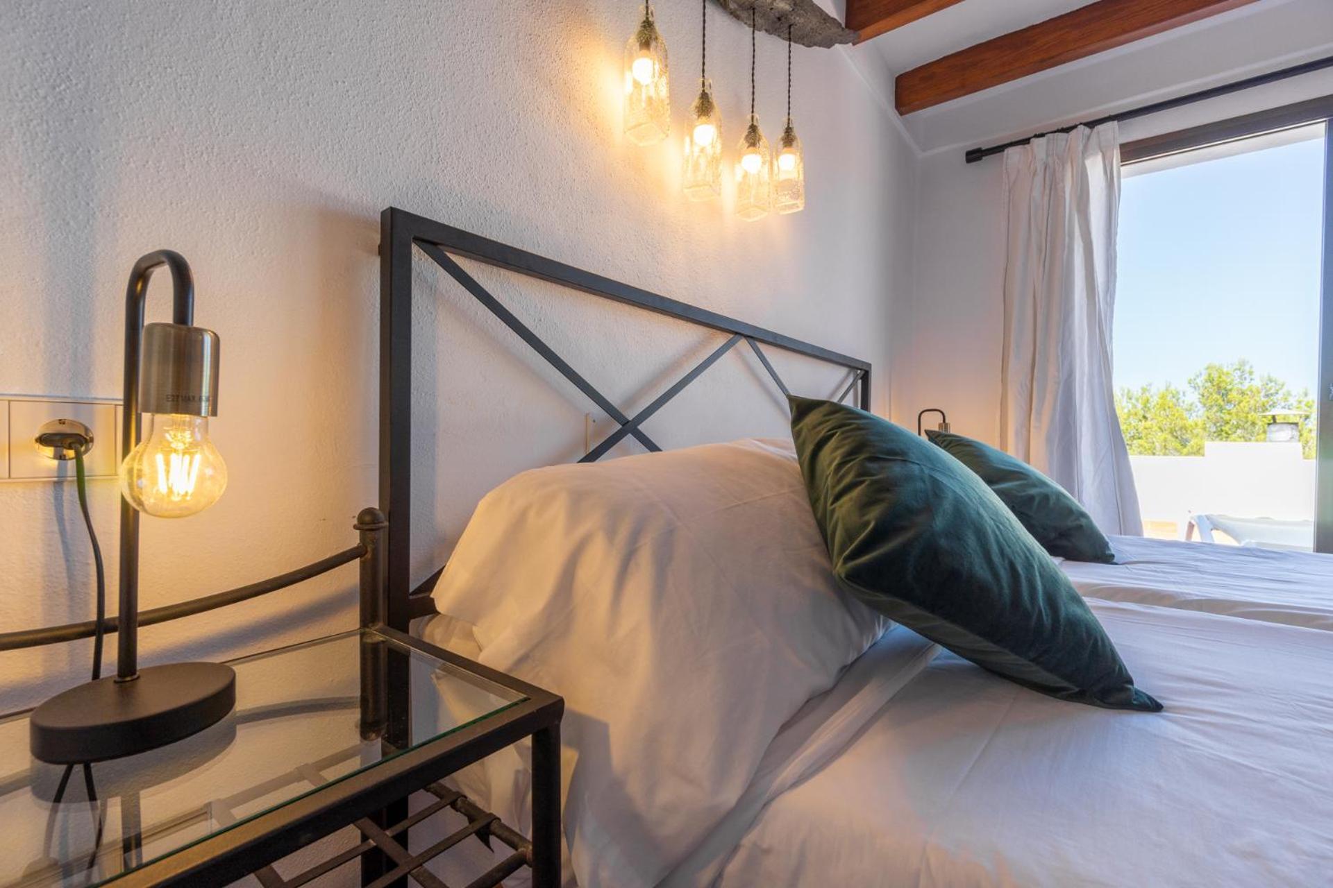 Hostal Restaurante Pou Des Lleo Sant Carles de Peralta Cameră foto