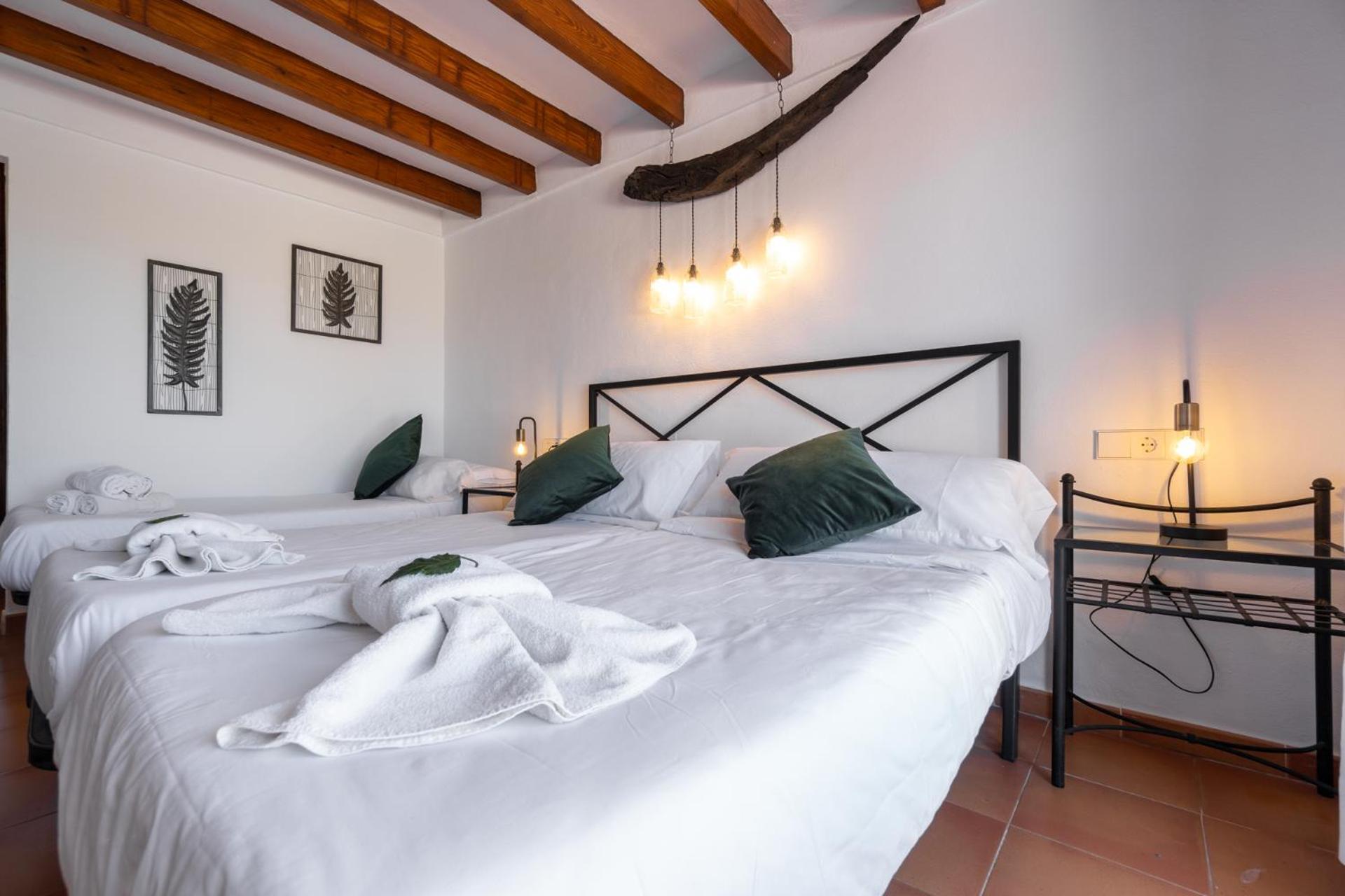 Hostal Restaurante Pou Des Lleo Sant Carles de Peralta Cameră foto